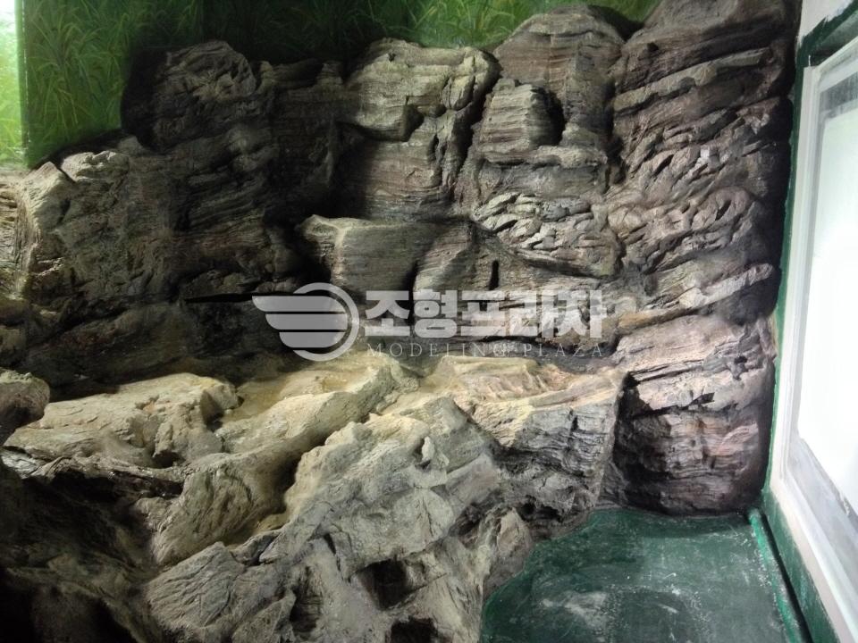 2000769928_Tsxhbz7u_e9cb18c7e5442c30b703dd17f44a6412749989a4.JPG 이미지크게보기