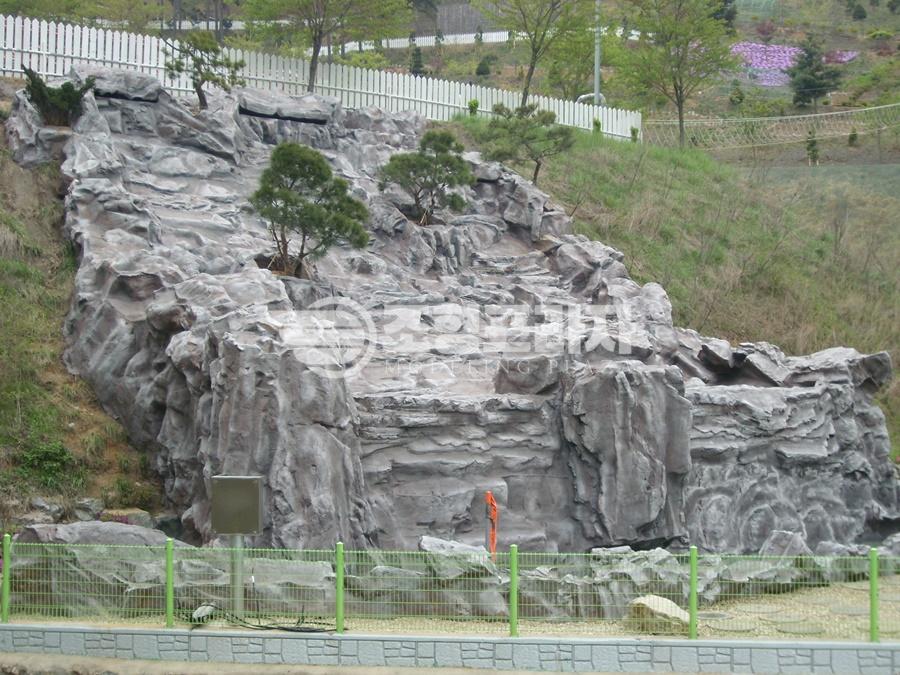 3529484341_320kg6Wo_c9c94aeac6fcf6716f208f7395f4f93e362c8133.JPG 이미지크게보기