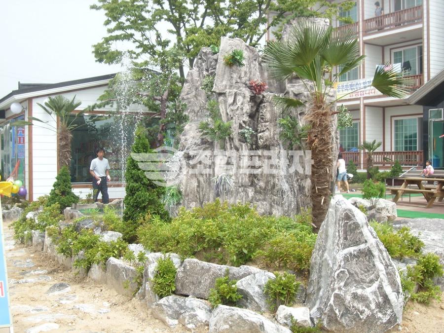 3529484341_5bmnS6Oi_f8c997e6fe7e095ec1eb2ac40607456e0a575c47.JPG 이미지크게보기