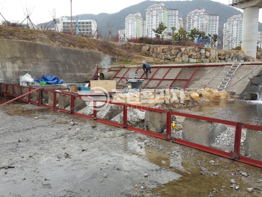 3529484341_7zanCh8E_d14546674a4a17707f3069a6073dd5c16dae760e.jpg 이미지크게보기