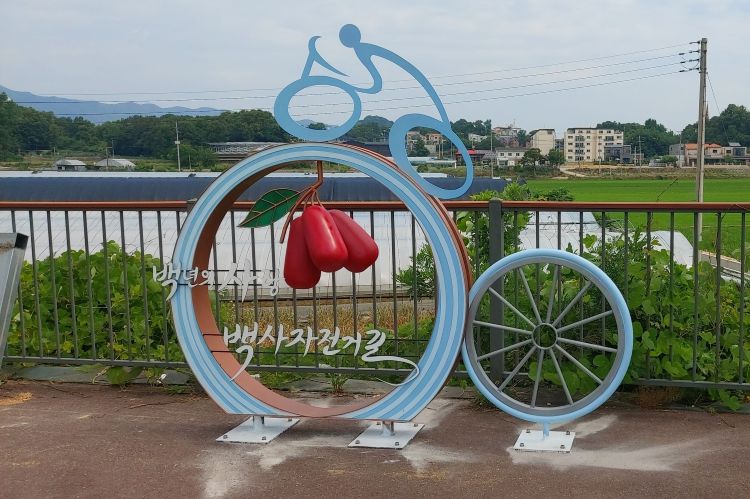 2849234975_zloWQmpL_299eccdcb1bdb7a8dfb57850aa20baade8cc05be.jpg 이미지크게보기