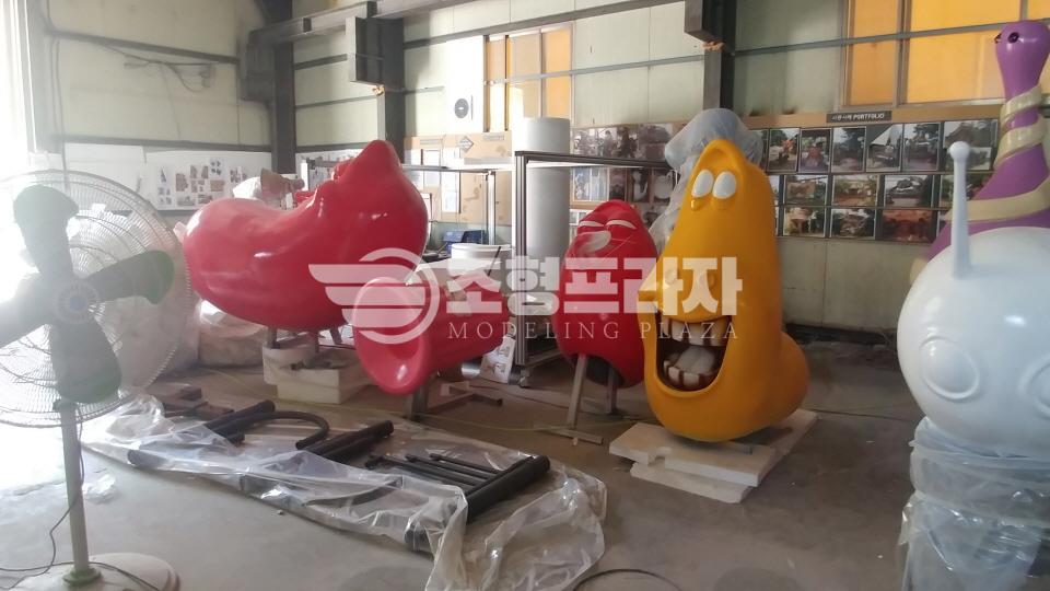 2000769928_KChieJLU_937962d70500ea22199fd629c9b91f3cd84096b8.jpg 이미지크게보기