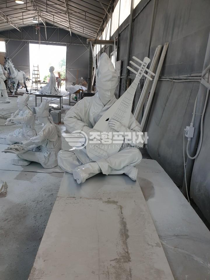 3529484341_emuCxTOP_576cef4d7d9d292f4731509df148f028b00a2644.jpg 이미지크게보기